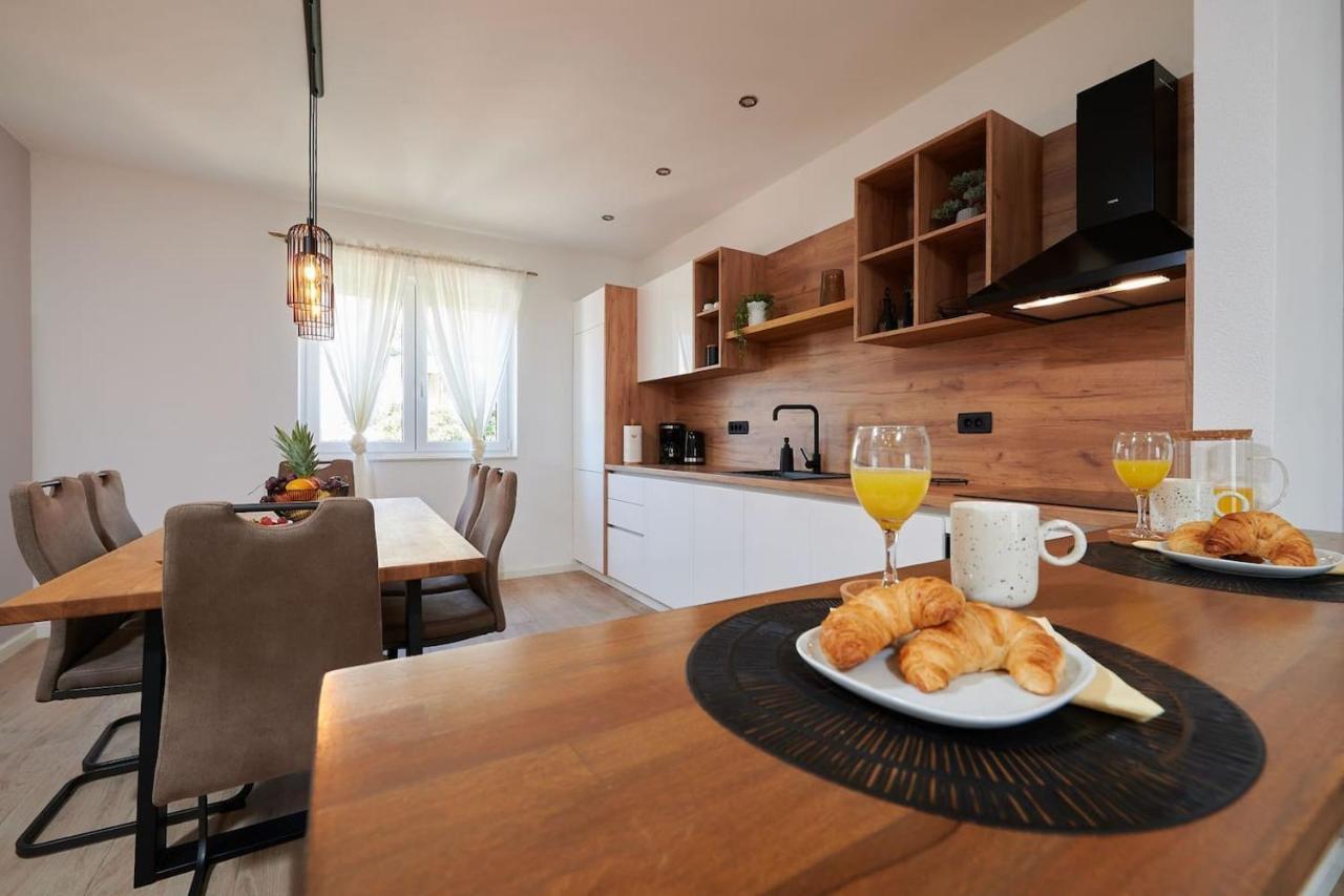 Apartman Babalui Trogir Exterior foto